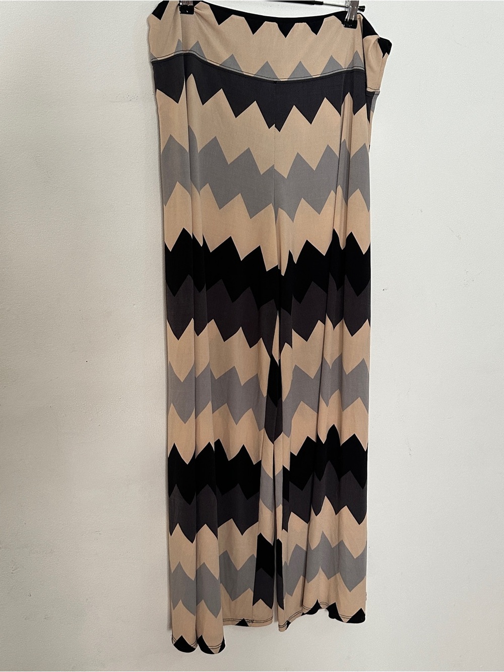 Coco Bianco Chevron Maxi Skirt in Beige, Gray & Black